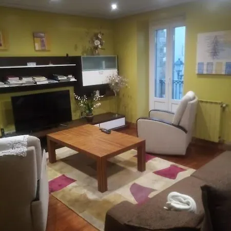 Apartamento Centrica, Espaciosa Y Comoda Getaria