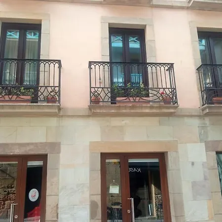Centrica, Espaciosa Y Comoda Apartamento *